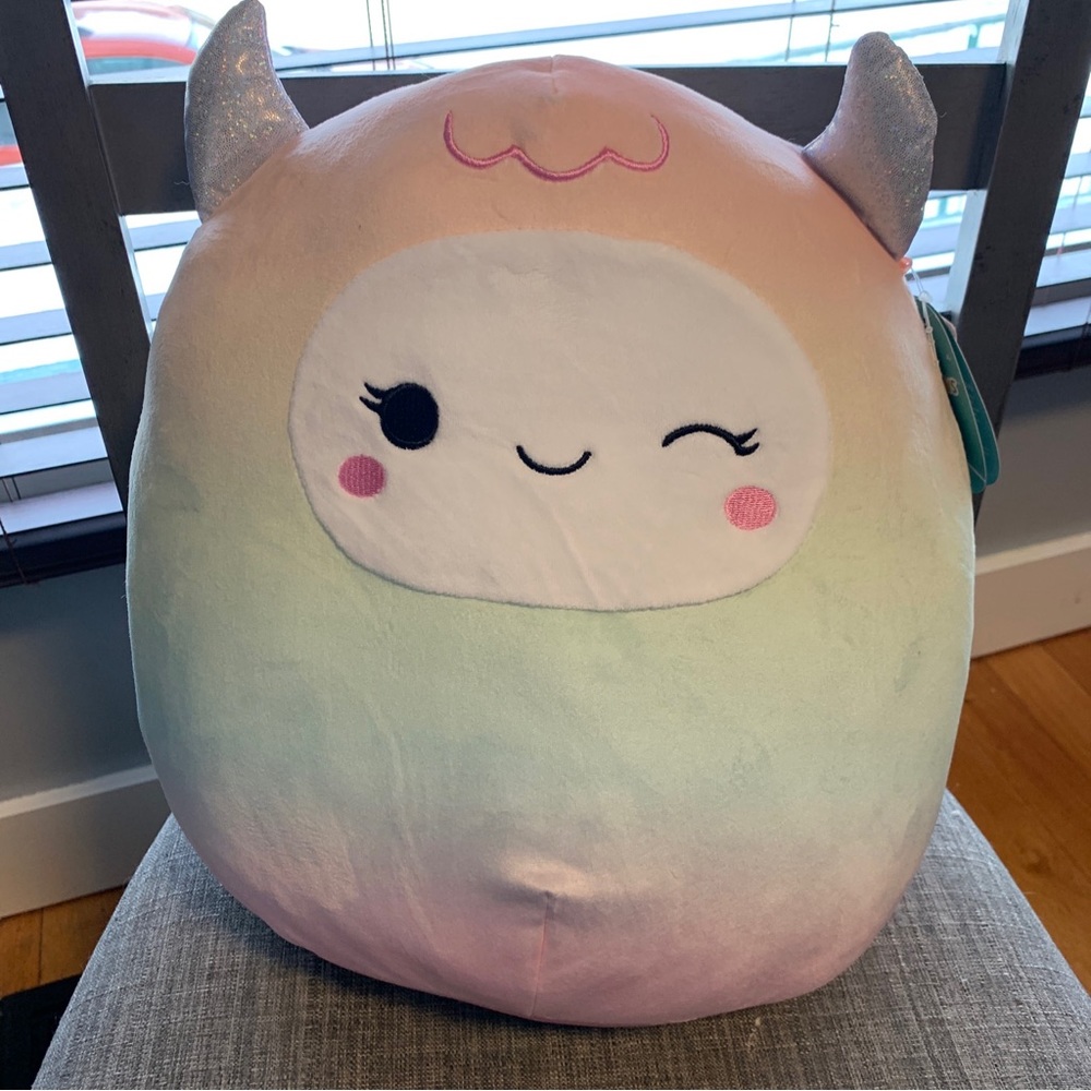 Squishmallow Yara the Yeti 12” size